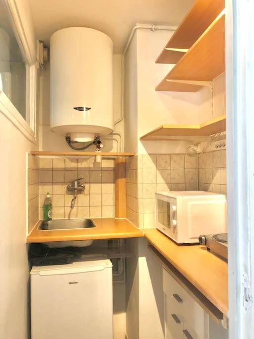 Enchanting Retreat In The Heart Of The Latin Quarter - Entire For Yourself Appartamento