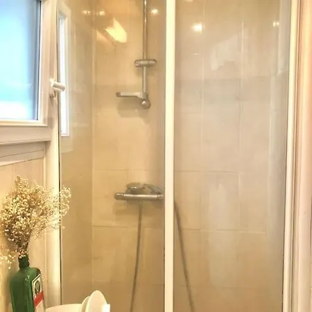 Enchanting Retreat In The Heart Of The Latin Quarter - Entire Studio For Yourself Paris Exterior photo