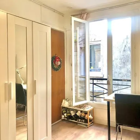 Enchanting Retreat In The Heart Of The Latin Quarter - Entire Studio For Yourself Paris Exterior photo