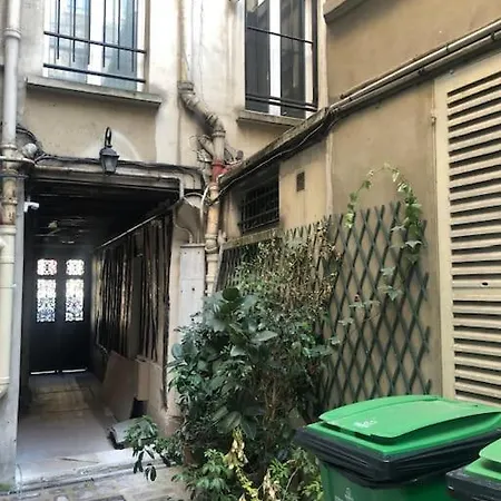 Enchanting Retreat In The Heart Of The Latin Quarter - Entire Studio For Yourself Paris Exterior photo